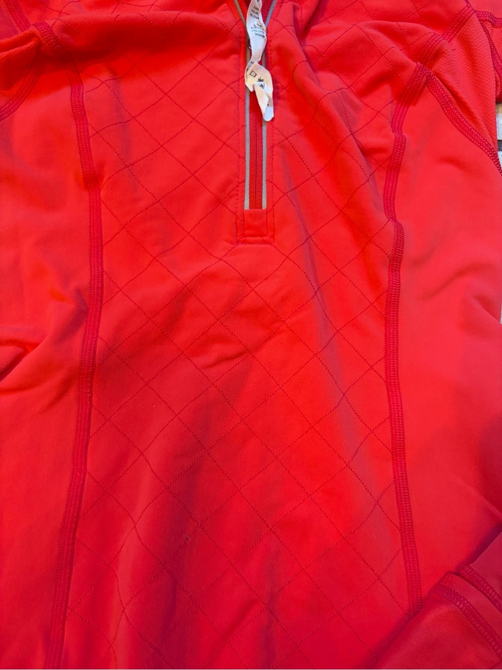 Lululemon 1/2 zip size 2 pullover - Picture 6 of 9
